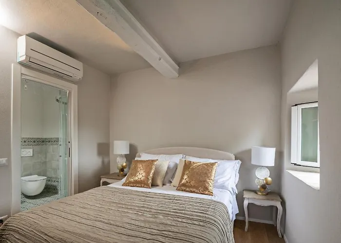 Podere Giusti مزرعة للإقامة *